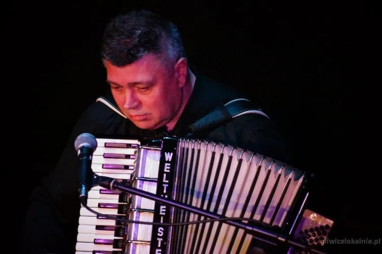 akordeon-solo-64198-muzycy.webp